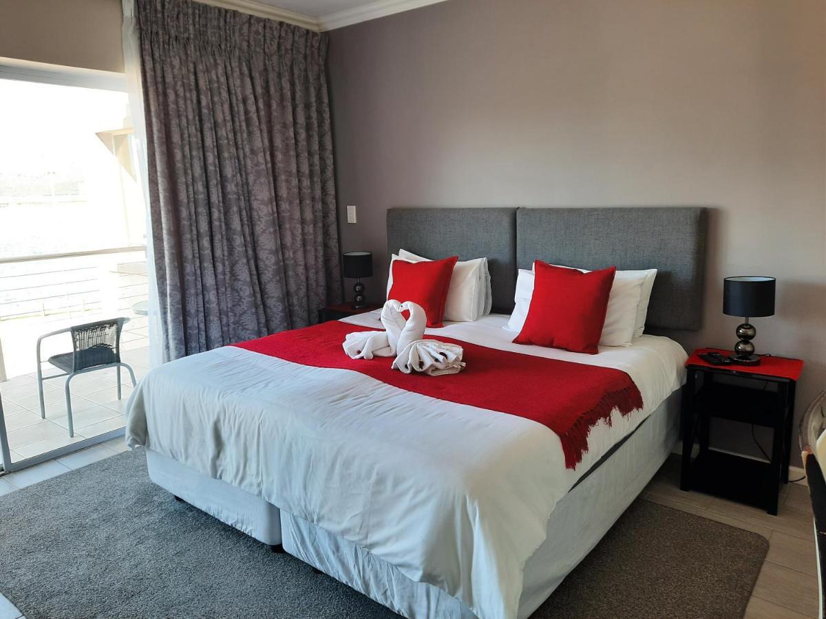 Phoenix Lodge And Waterside Accommodation Knysna Dış mekan fotoğraf