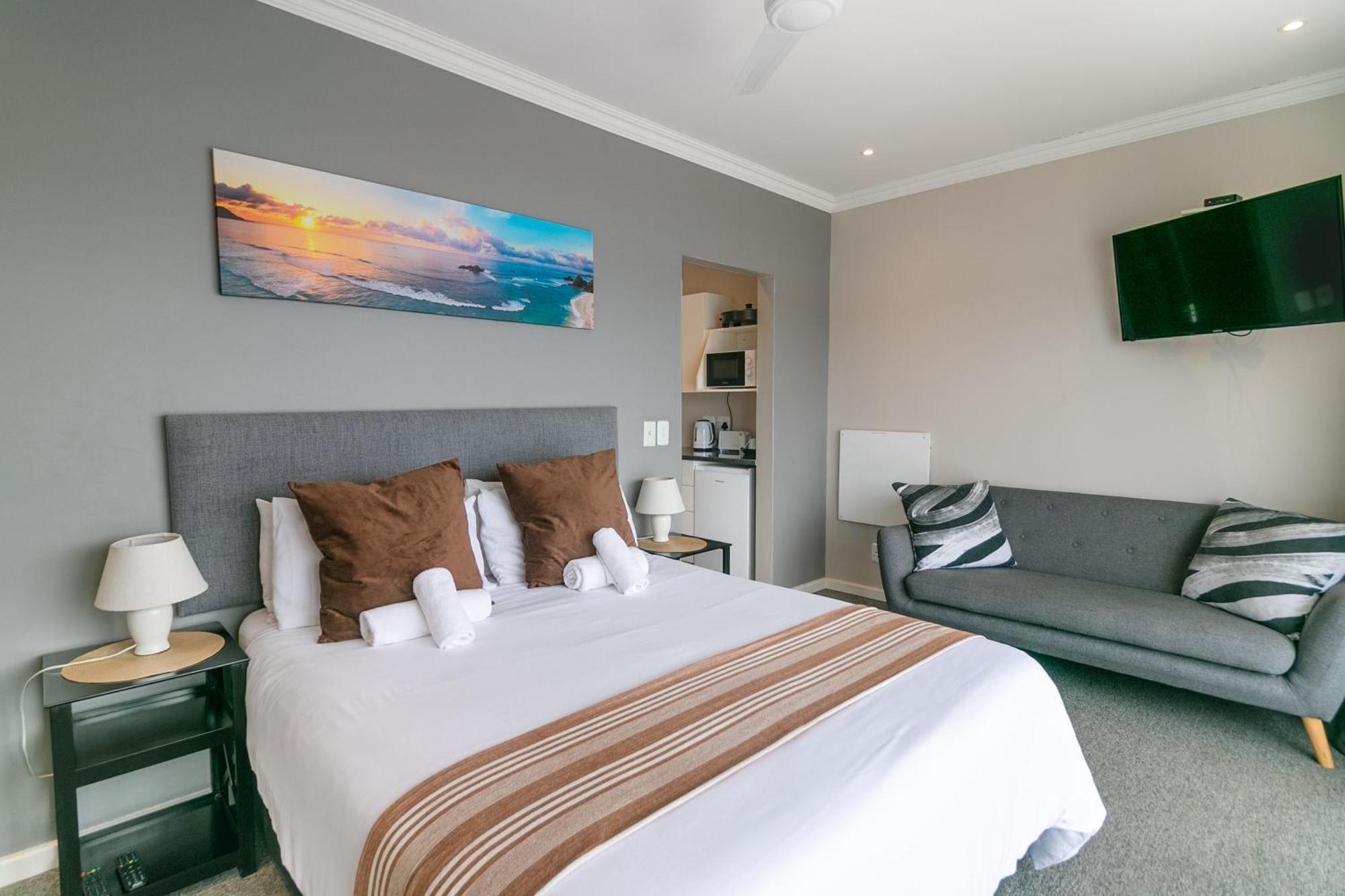 Phoenix Lodge And Waterside Accommodation Knysna Dış mekan fotoğraf